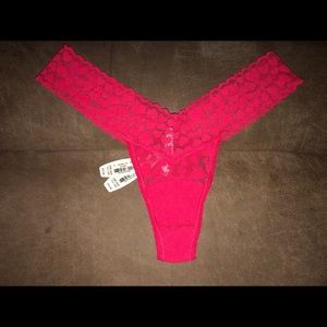 NWT VS THONG